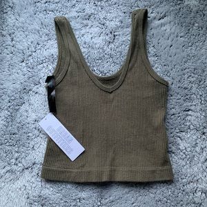 Urban outfitters crop tank